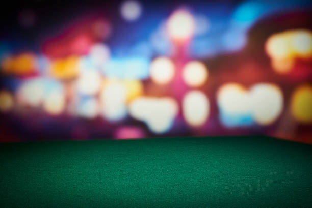 Texas Hold'em Bonus game interface showing dealer hand and player cards